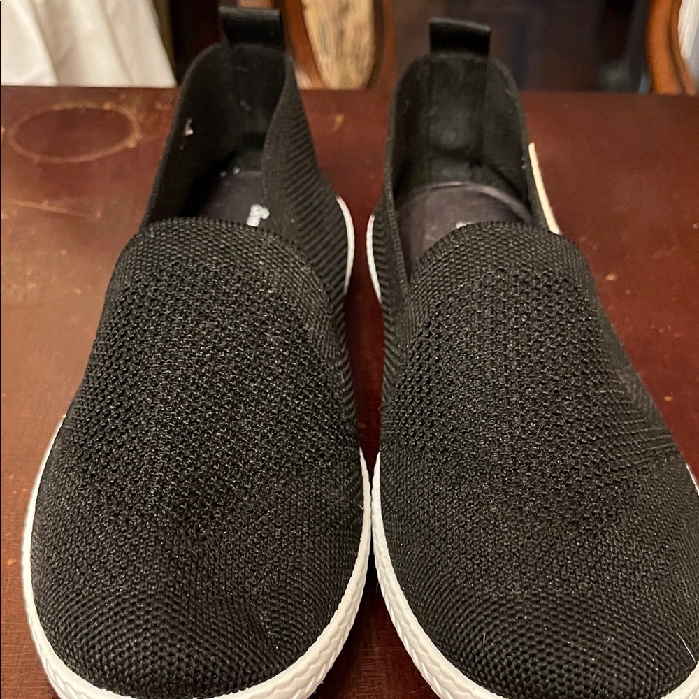 Tommy Bahama Women’s Slip-On Knit Casual Sneakers - Black 81/2